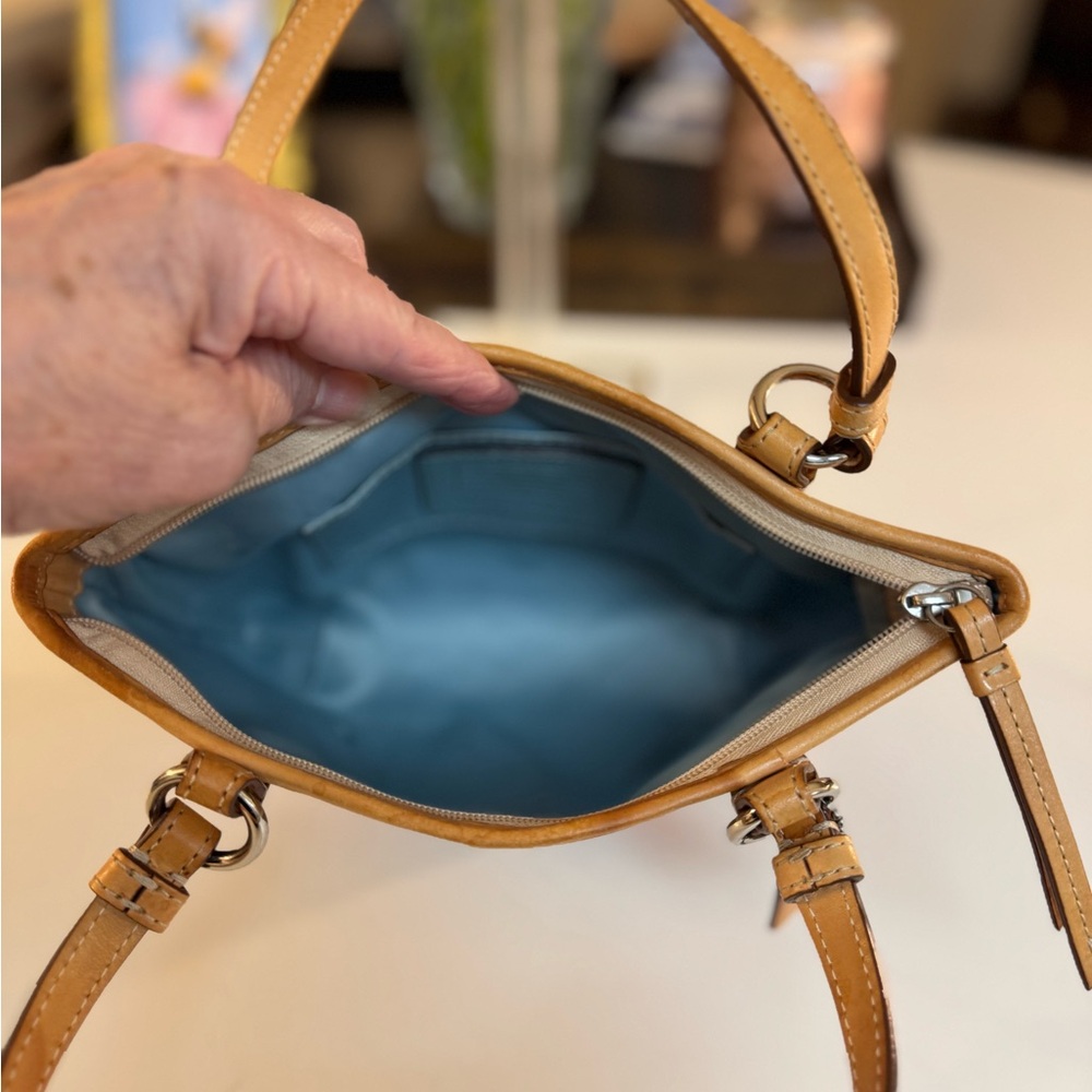🩷🧡 COACH LEGACY STRIPE MINI TOTE! - Picture 8 of 10